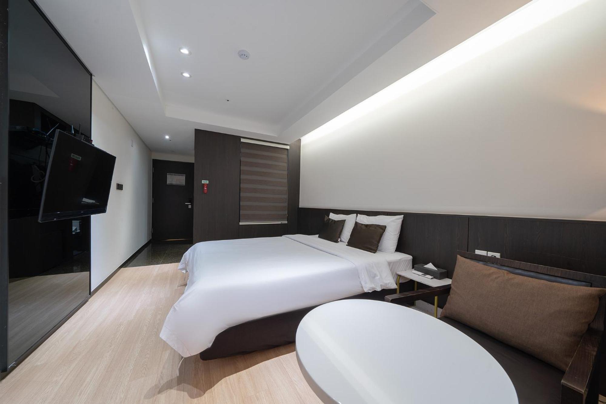 Ramada By Wyndham Yongin Otel Dış mekan fotoğraf